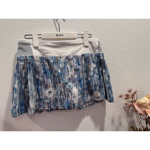 Lululemon‎ Time to Shine Skirt Size 6 Blue Print Athletic Tennis Golf Activewear - Picture 2 of 3